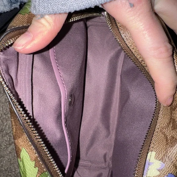 Coach Wristlet/Makeup Bag - Like New - Picture 2 of 2